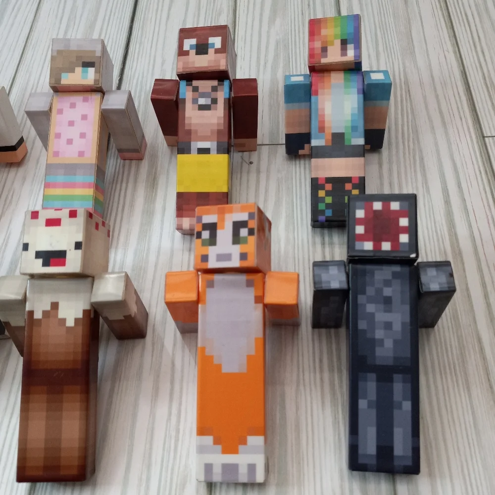 EnderToys Minecraft 9 Lot Of Figures